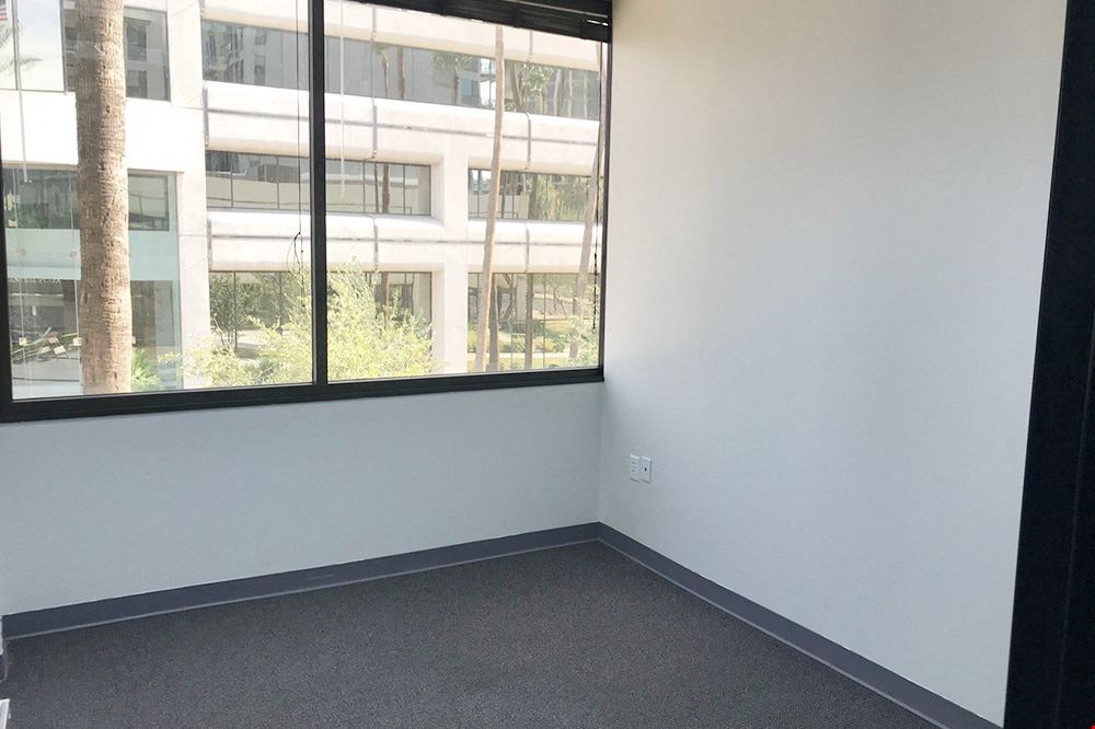 3101-3111 N Central Avenue