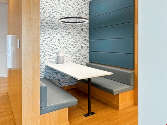 IA, Des Moines - West Glen Town Centre