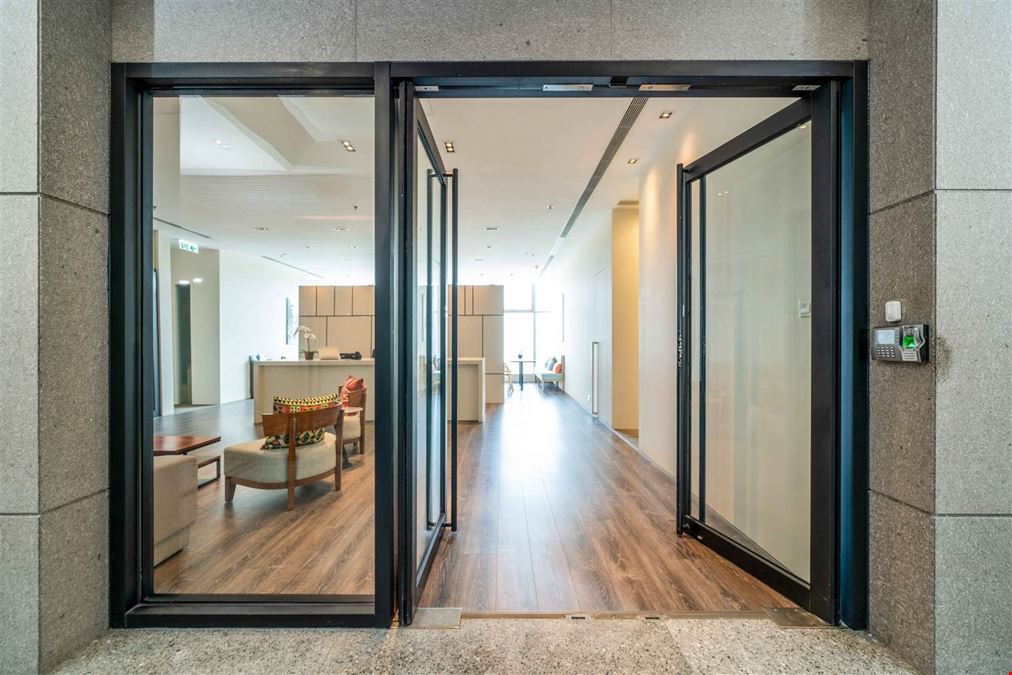 Arc Spaces - Billion Plaza II