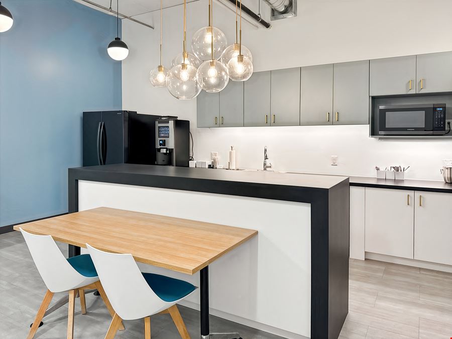 MN, Brooklyn Center - N Summit Dr