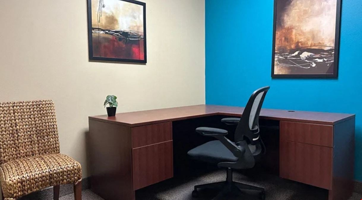 Private Day Office 115