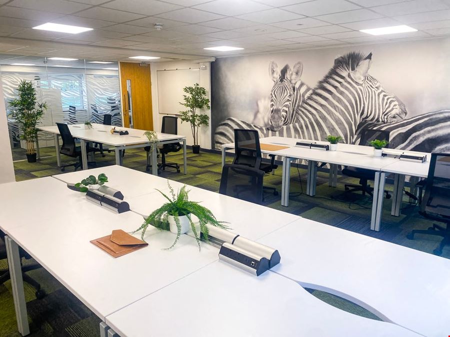 DeskLodge Limited - DeskLodge - Redcliffe Way