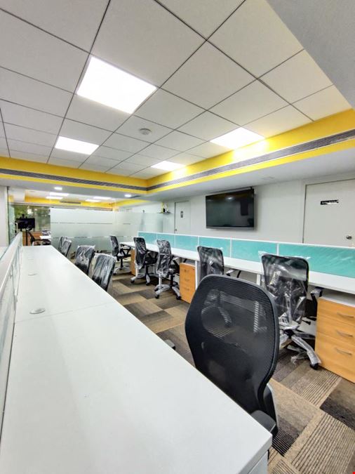 Community Coworks  - Solitaire Corporate Park