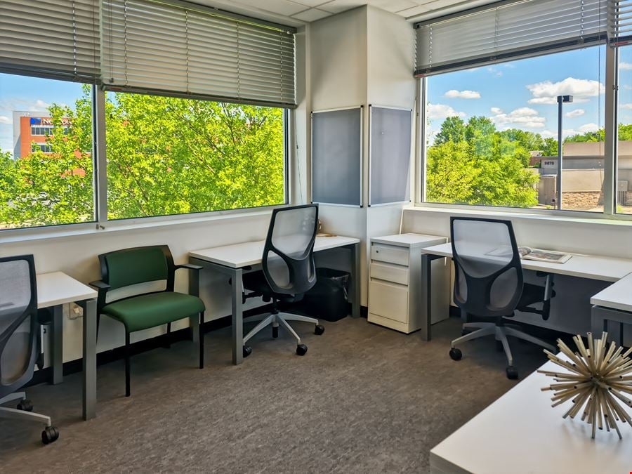 KY, Louisville - Brownsboro Crossing