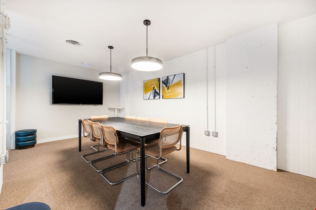 The Yard: Lincoln Square