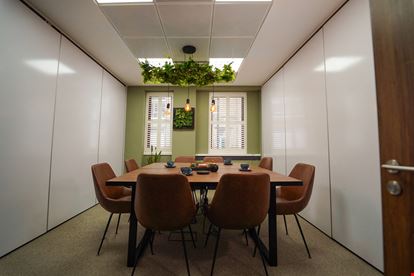 One Avenue Group - Farringdon