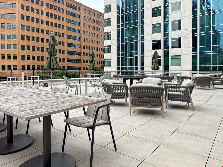 MD, Bethesda - Bethesda Metro Ctr