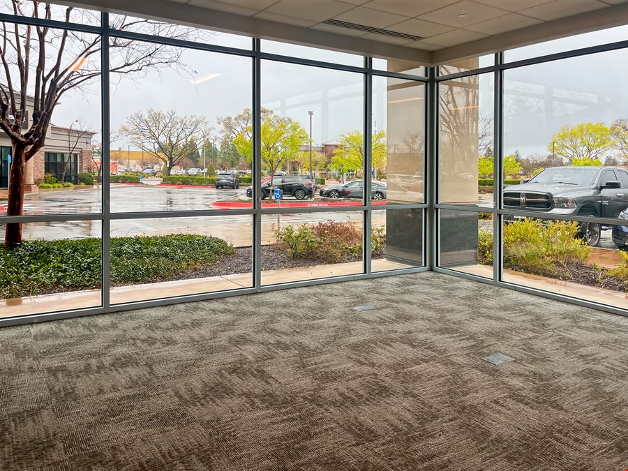 CA, Fresno - E River Park Circle