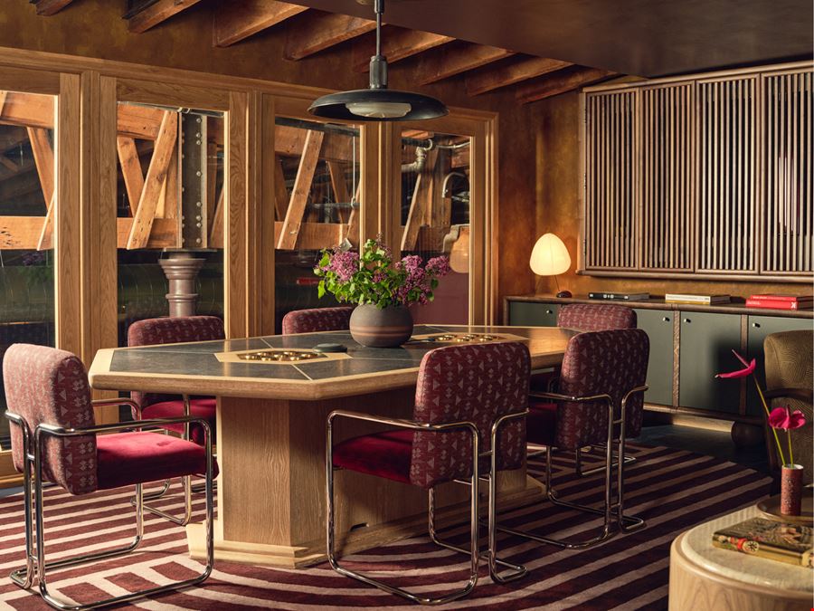 Beaux Room