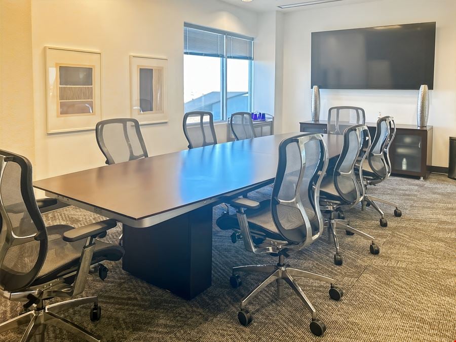 NV, Henderson - The District at Green Valley Parkway