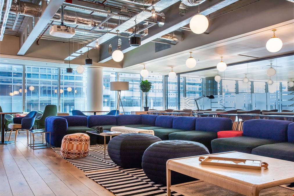 InfinitSpace - Beyond Aldgate Tower
