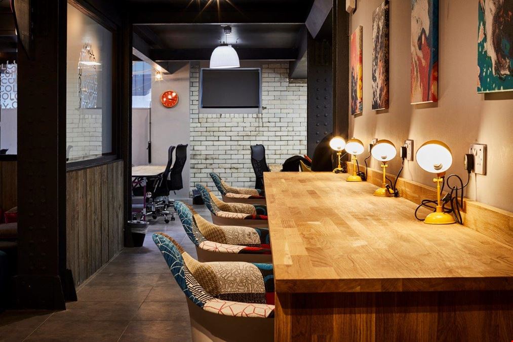 Colony - Jactin House