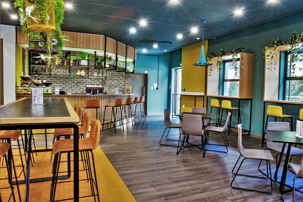 FutureSpace - 2 Bruton Rd