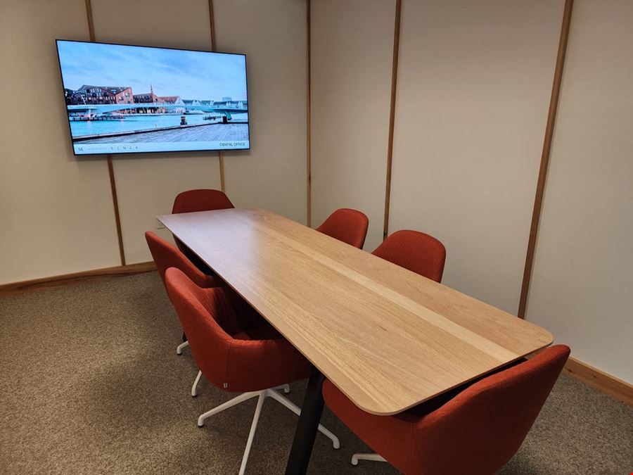 5E - Midsize Room
