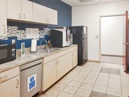 Regus - Tampa - Fletcher