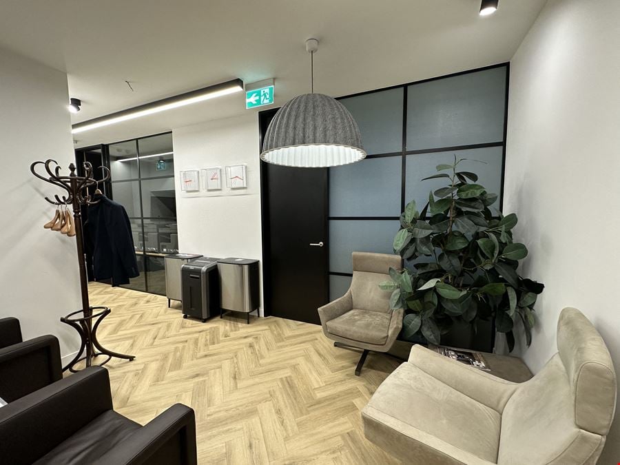W1 HQ - 45 Albemarle Street