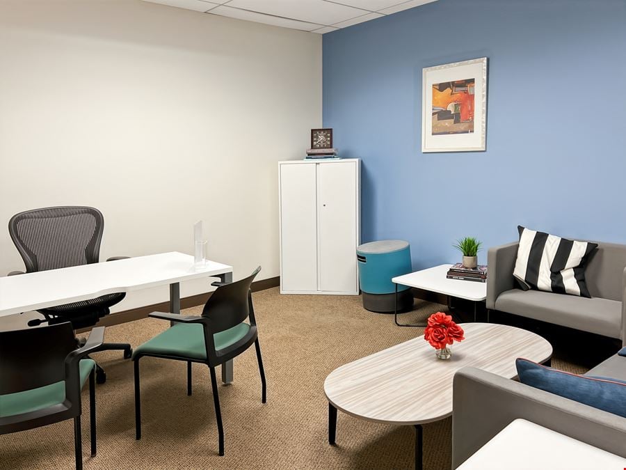 Regus - Park Ridge - Plaza