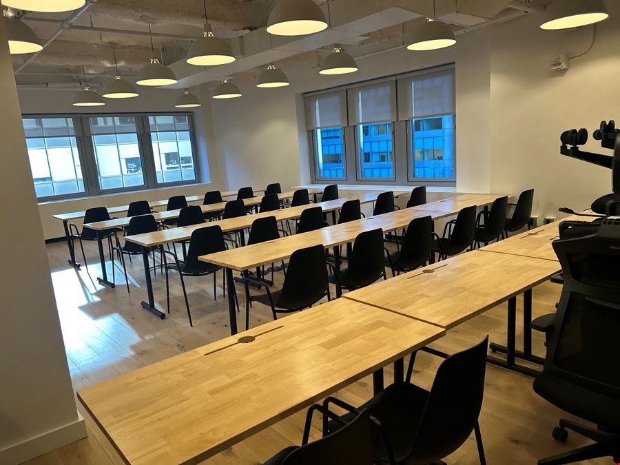 Corporate Suites 880 3rd Avenue