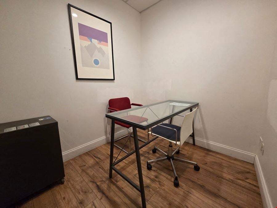 704-E: 2-Person Office in Midtown
