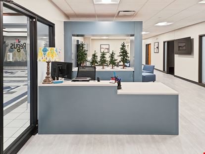 Regus - Appleton - W College Ave
