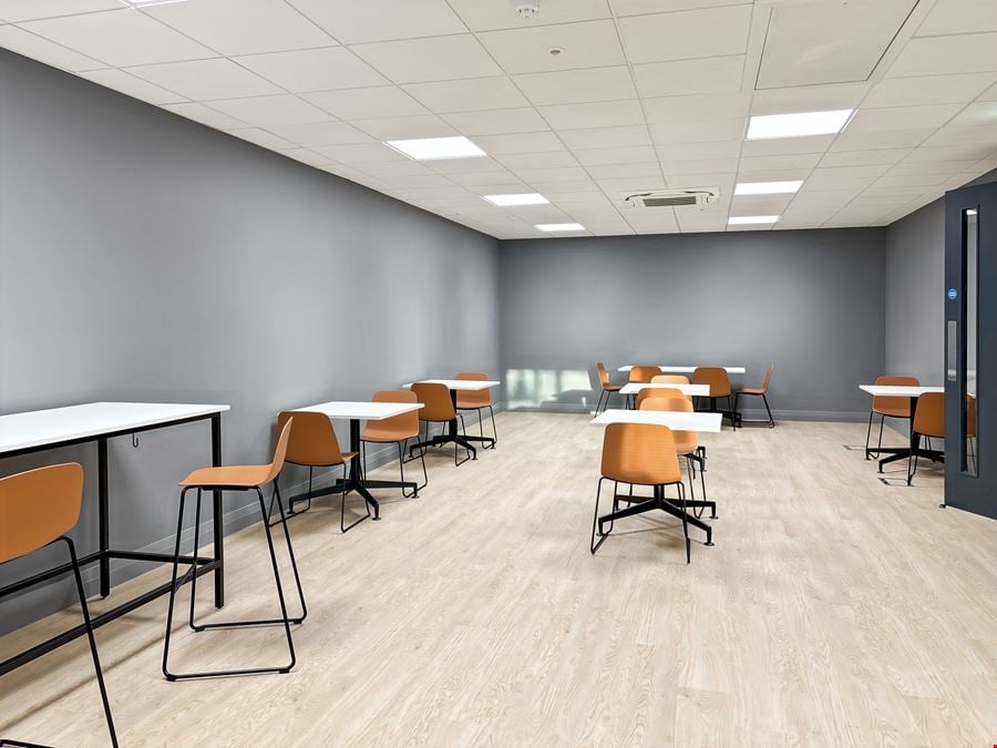 Regus - DUBLIN Citywest Business Campus