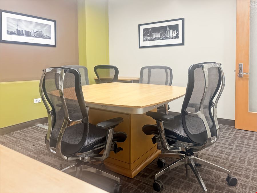 Regus - Burr Ridge - Village Center