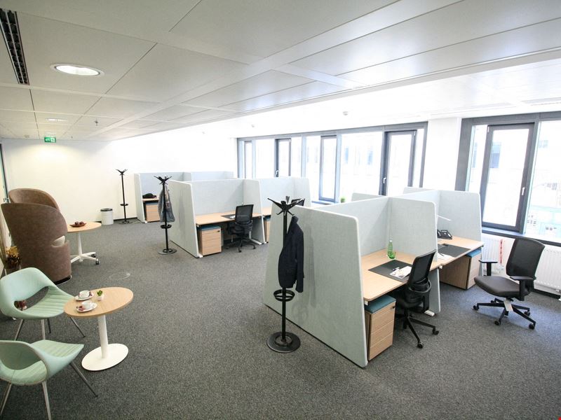 YOUR OFFICE - Euro Plaza