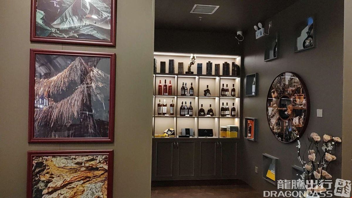 Cuba Pavilion Lounge Phoenix International Airport Terminal 1