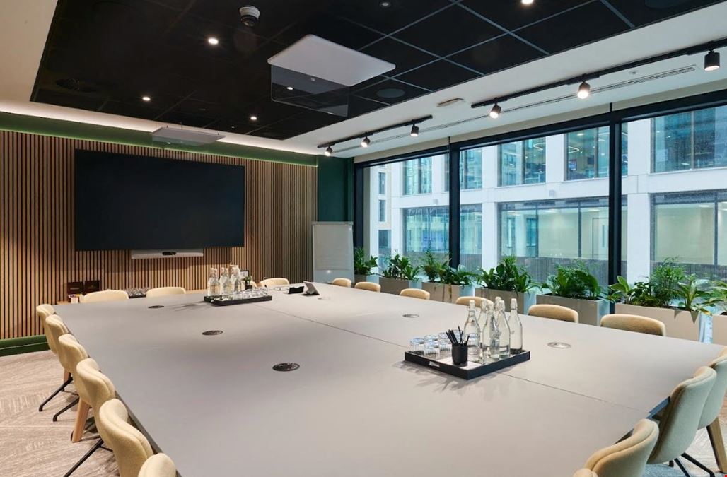 Landmark: Orchard Place - Victoria