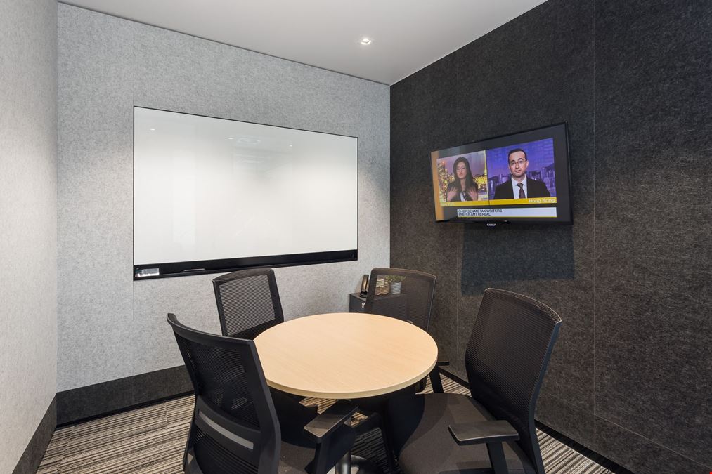 Collins - Compass Offices