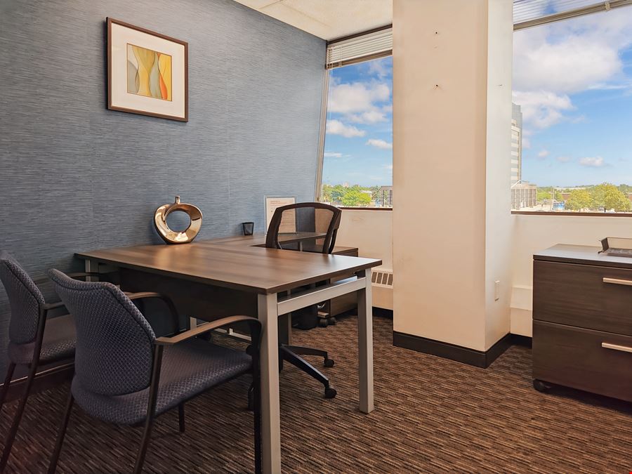 ON, Scarborough – 10 Milner Business Court