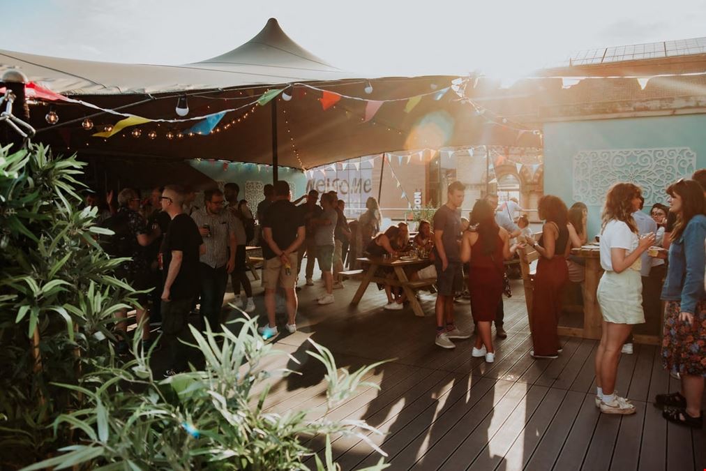 DeskLodge - Beacon Tower