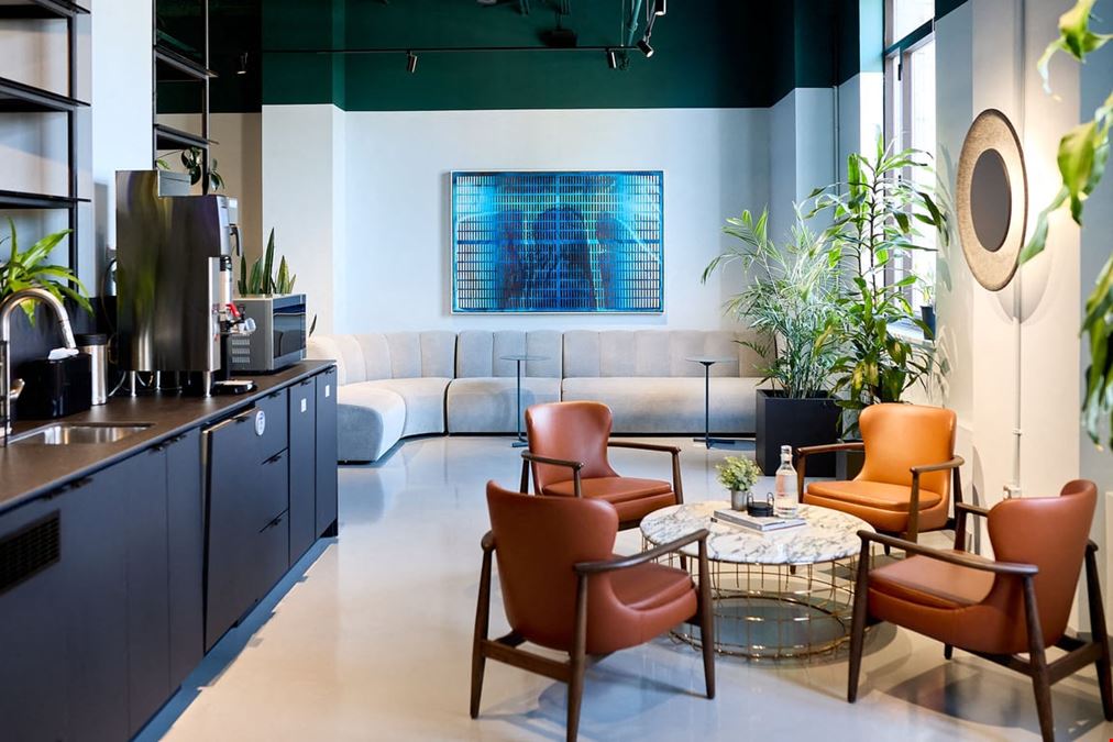 iQ Offices – 1155 Rue Metcalfe