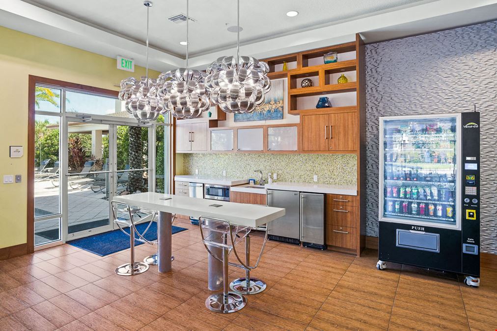 Apt CoWork at The Marq Highland Park