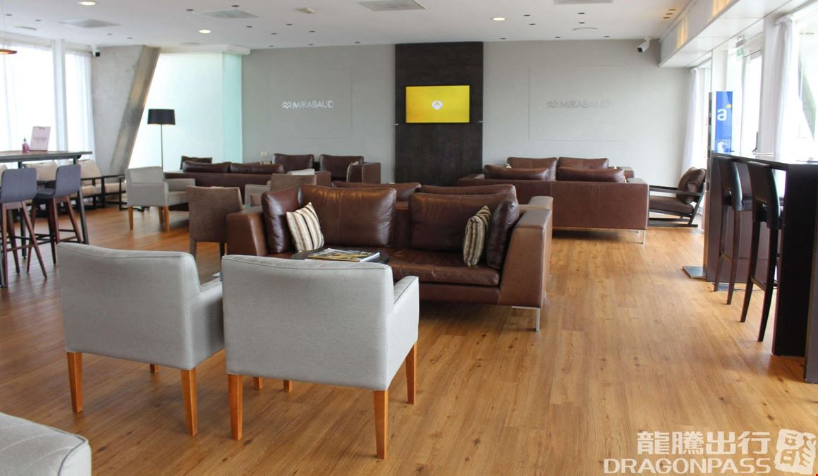 Aeropuertos VIP Club Carlos A. Curbelo International Airport Main Terminal