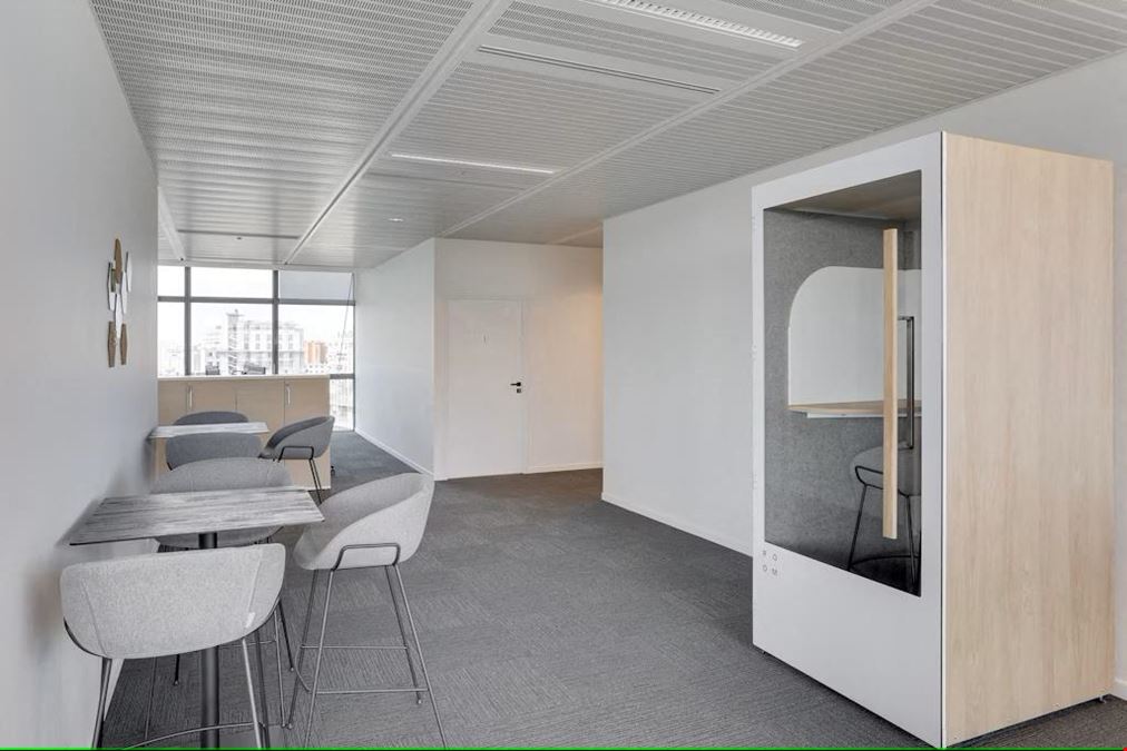 Deskeo - Paris 14 Porte D'Orléans