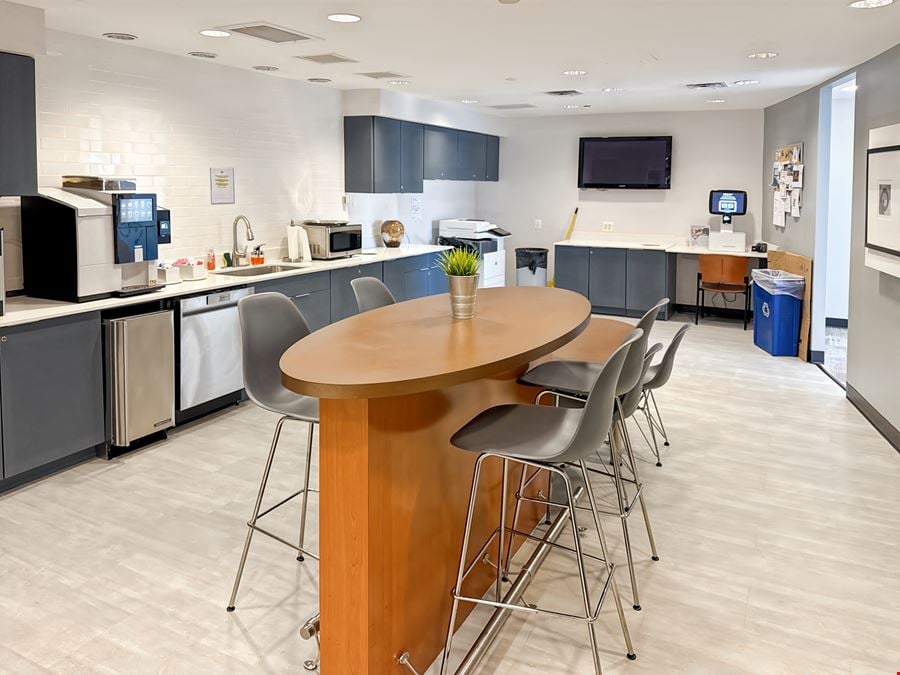 Regus - Reston - Town Center