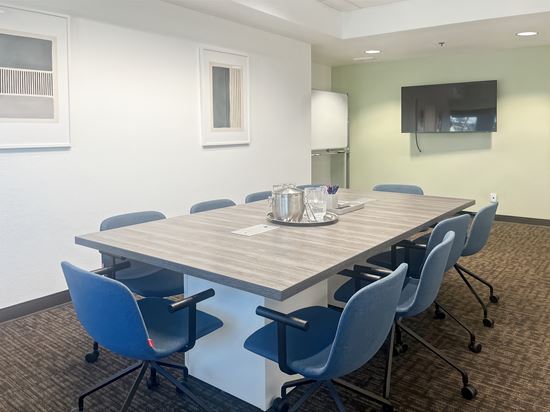 Preview of CA, Fresno - 1690 W Shaw Ave Office space for Rent in Fresno