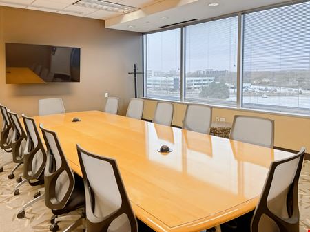 Preview of IL, Oak Brook - Oak Brook Pointe Coworking space for Rent in Oak Brook