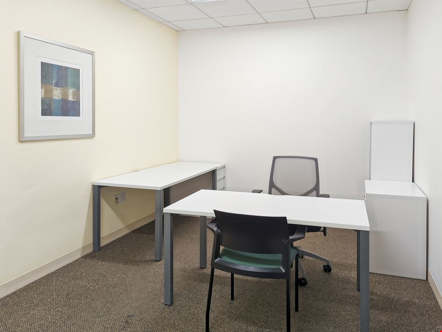 CA, Pleasanton - Corporate Commons