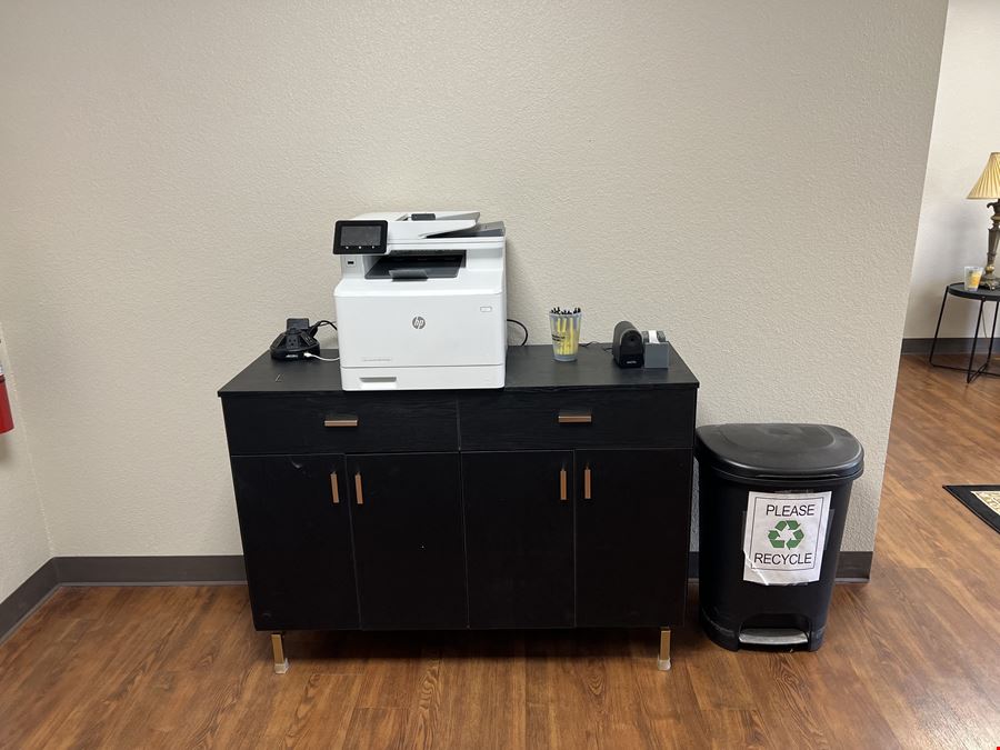 202 Beeline Coworking and Office Space