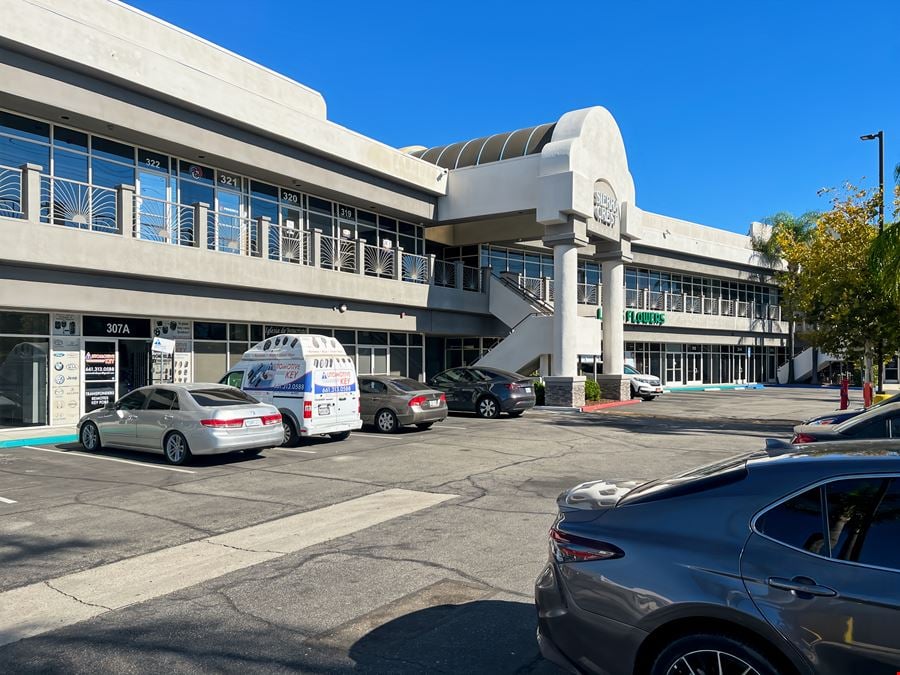 CA, Santa Clarita- Sierra Hwy