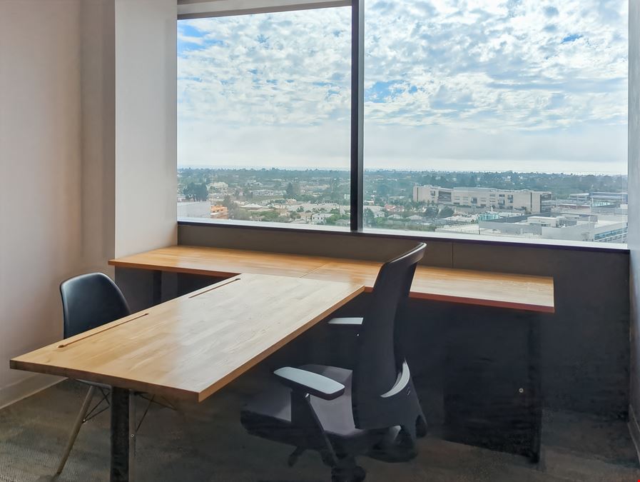 CA, Los Angeles - W Olympic Blvd