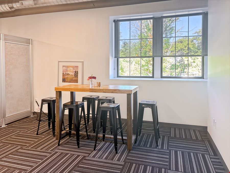 PA, Yardley - W College Avenue