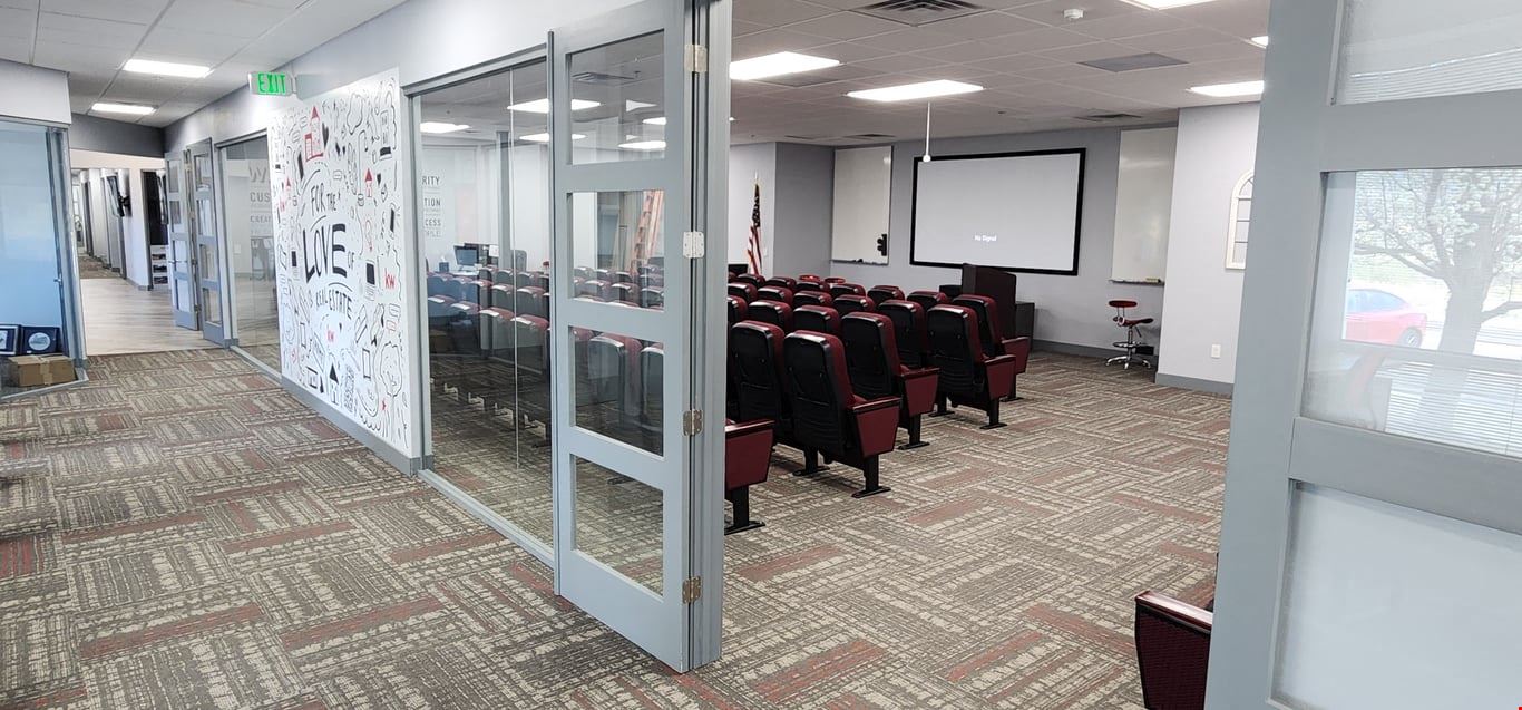Crestone Peak Room | Training & Events
