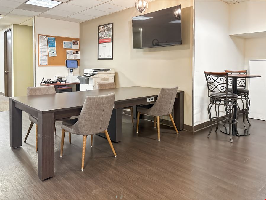 IL, Schaumburg - 1600 Corporate