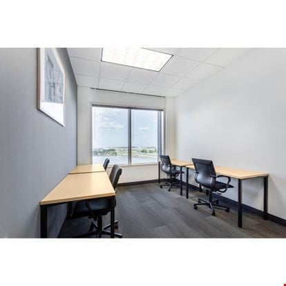 Regus - Miami Airport - Blue Lagoon
