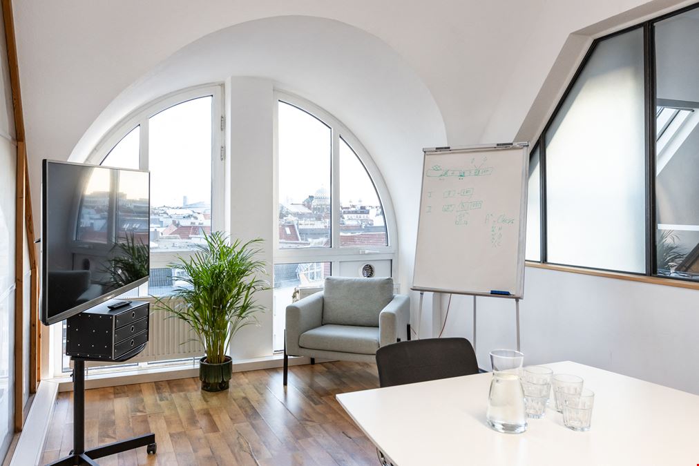 THE GATE BERLIN - THE VIEW