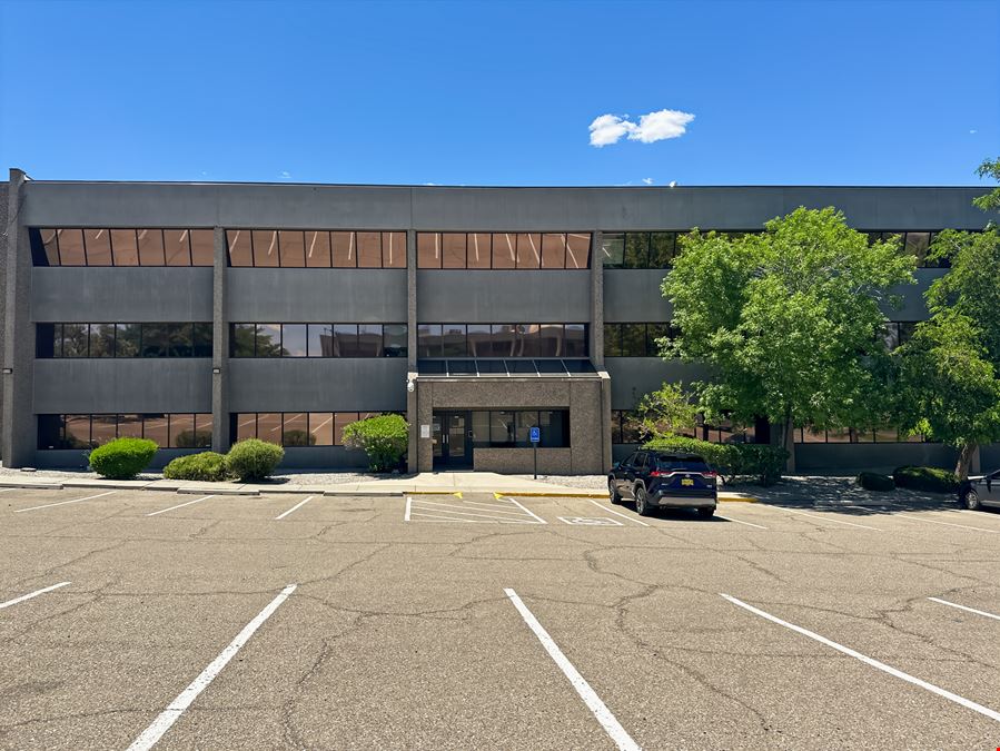 NM, Albuquerque - Alamo Ave SE