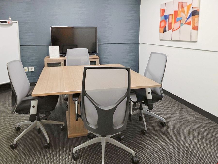 Regus - Hamilton - 100 Horizon